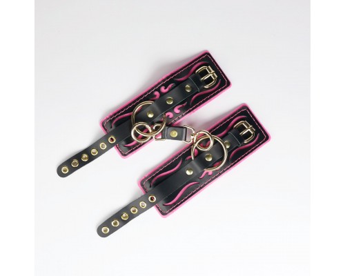 Наручники с розовой строчкой