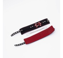 Оковы с красной строчкой