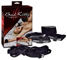 Фиксация для рук с привязью на кровать Bad Kitty Bettfesselset