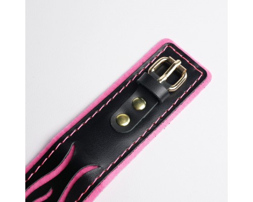 Ошейник с розовой строчкой и золотистым покрытием