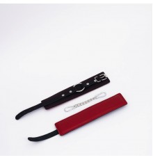 Оковы чёрно-красные