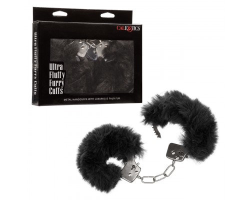 Металлические наручники с искусственным мехом ULTRA FLUFFY FURRY CUFFS-BLACK